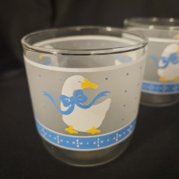 Vintage 1980's Libbey Drinking Glasses 2 Juice Duck Goose Country Farmhouse 3.5" - Picture 4 of 14